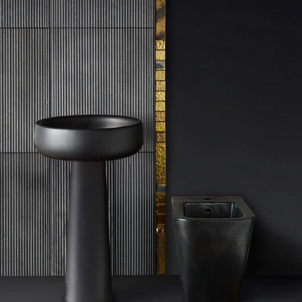 Lastre zigrinate Lus 15, 50 × 60 cm
Balza verticale oro misto, 5 × 5 cm, 5 × 20 cm