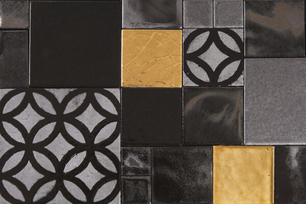 CERAMICA IN VARI FORMATI E COLORI
NOR 71 - LUS 15 - LUS 16 - DECORO E 59 - E60 E ORO MISTO
5X5 CM, 10X10 CM, 15X15 CM, 20X20 CM