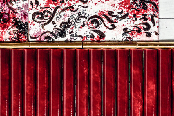 BOISERIE BORDEAUX CM 5X100 COTTO BIANCO SALE CM 10X10 COTTO 40X40 DECORO CAVA